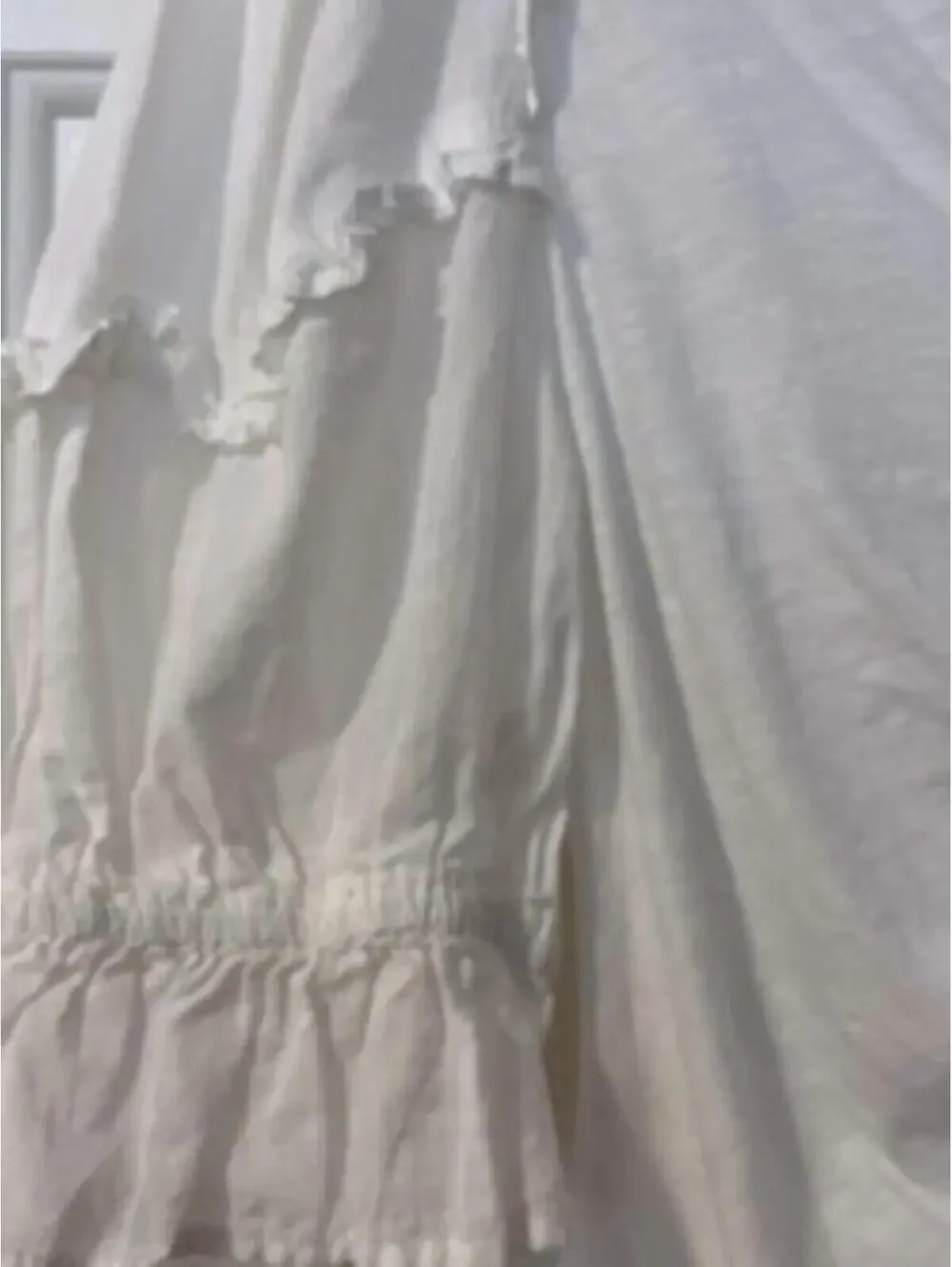 By Anthropologie White Ruched Front Blouse Ruffle Puff Sleeve Top Size S